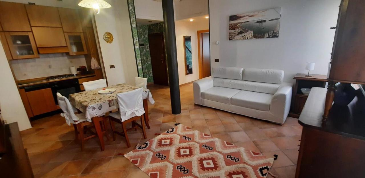 דירות מסטרה Sarika House מראה חיצוני תמונה