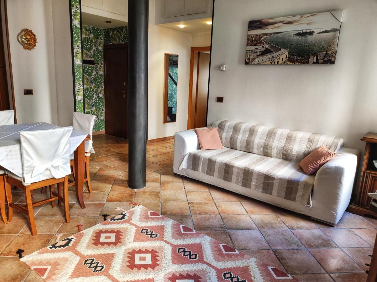 דירות מסטרה Sarika House מראה חיצוני תמונה